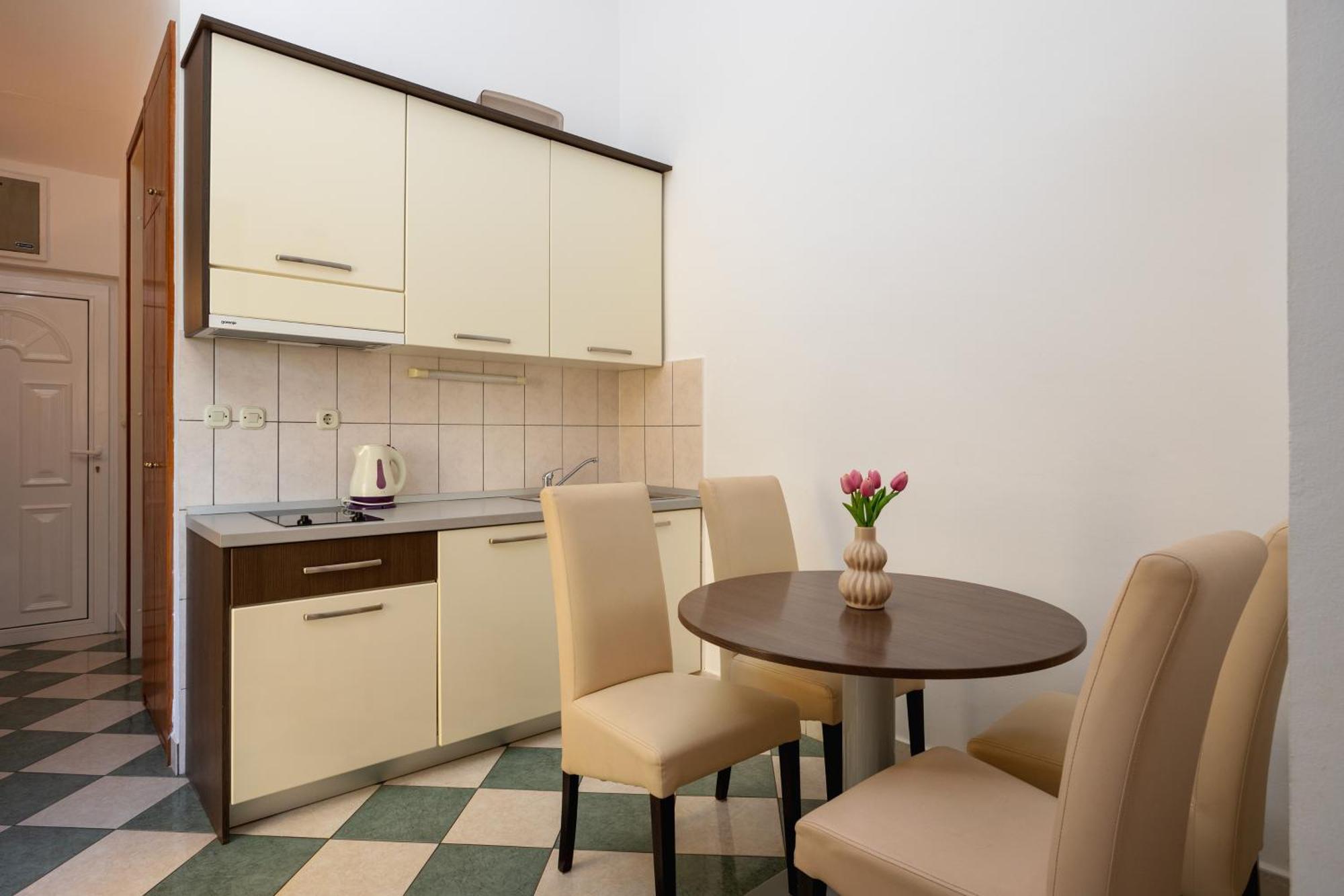 Premium Apartments - Lavica Beach Podstrana Habitación foto